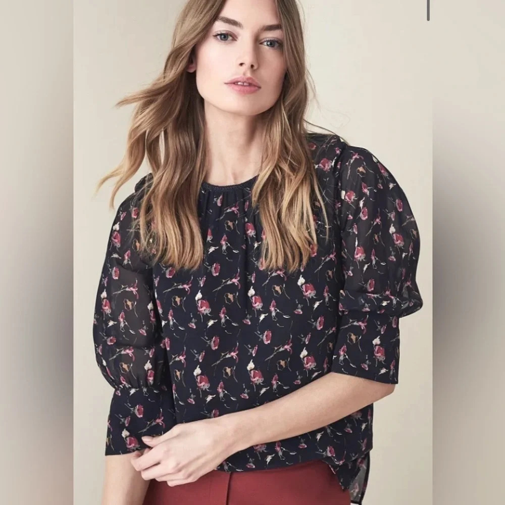 Reiss Floral Ella Blouse. Navy Blue with Flowers. 3/4 Balloon Sleeves. US Size 6
